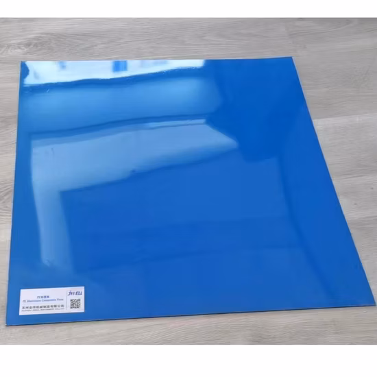 Machine d'extrusion de panneaux composites en plastique et aluminium à grande vitesse Jwell